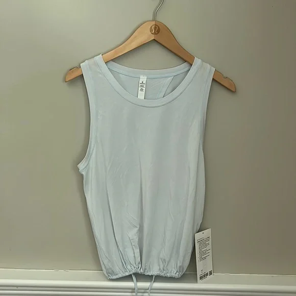 NWT Lululemon Calm and Serene Tank Sz 4 Pale Blue Open Tie Back - Picture 5 of 9